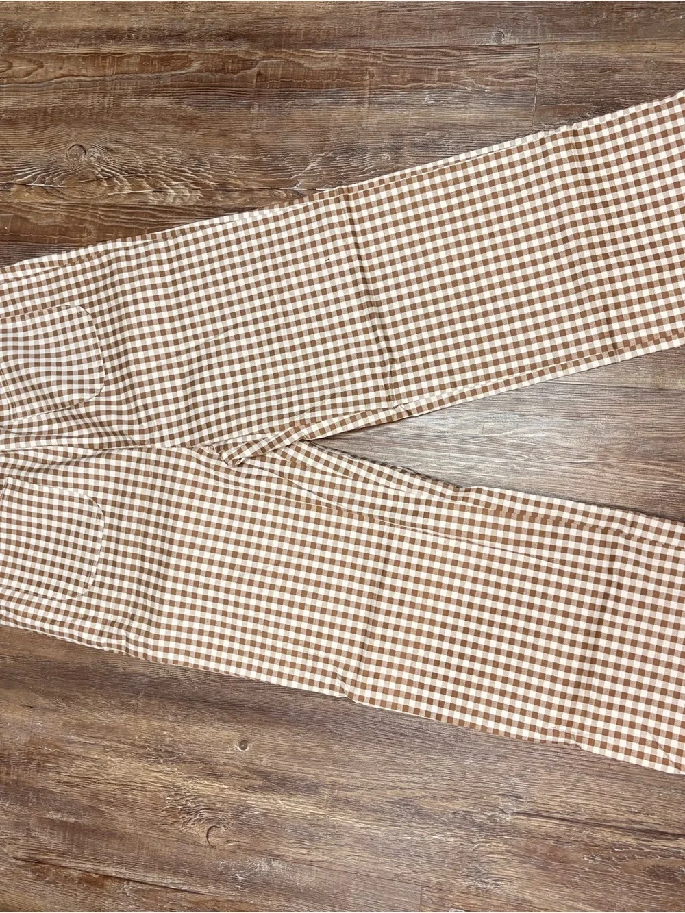 Brown Gingham Wide-Leg Capris with Ruffle Hem